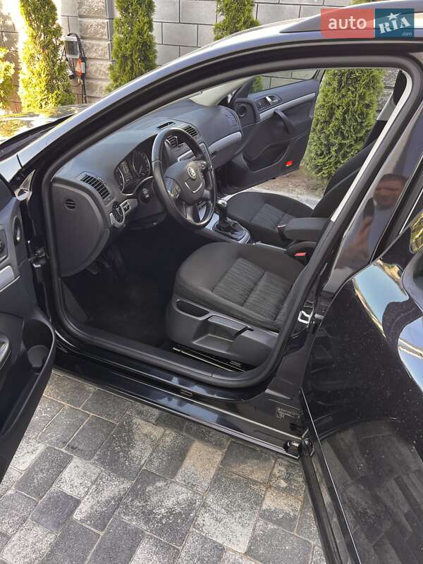 Універсал Skoda Octavia 2009 в Рівному