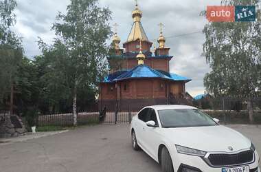 Лифтбек Skoda Octavia 2021 в 