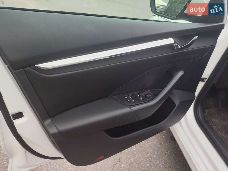 Лифтбек Skoda Octavia 2021 в Харькове