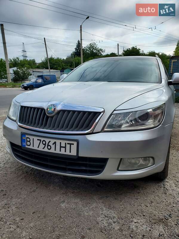 Универсал Skoda Octavia 2010 в 