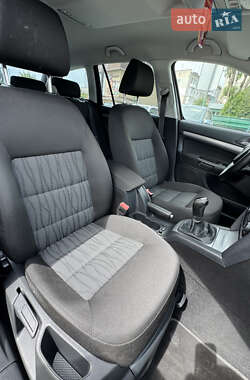 Універсал Skoda Octavia 2011 в 