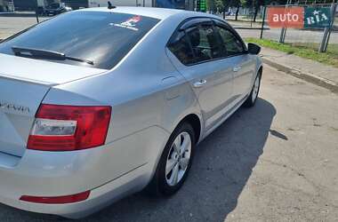 Лифтбек Skoda Octavia 2014 в 