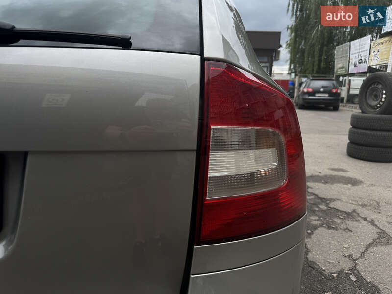 Универсал Skoda Octavia 2010 в Сумах