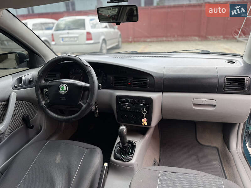Ліфтбек Skoda Octavia 1999 в Кременці