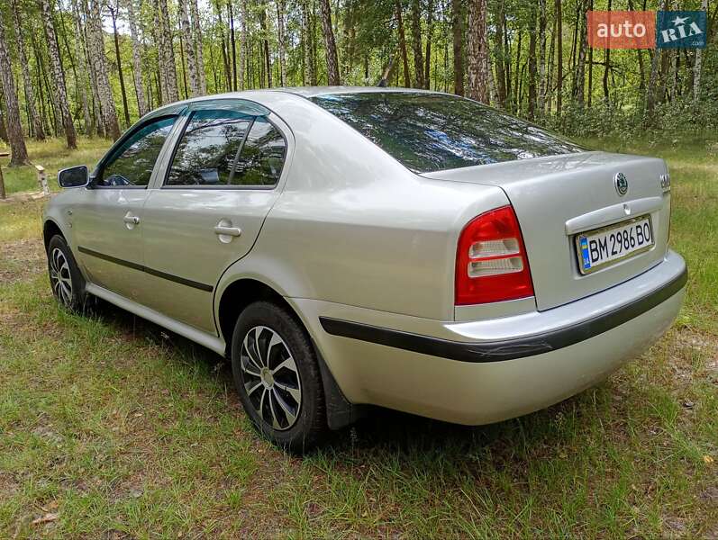 Лифтбек Skoda Octavia 2004 в Лебедине