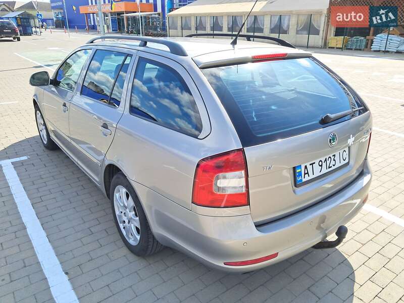 Універсал Skoda Octavia 2009 в Калуші
