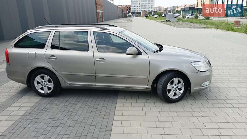 Универсал Skoda Octavia 2012 в Хмельницком