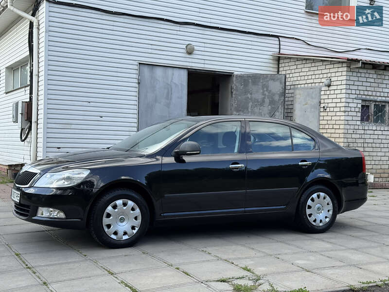 Ліфтбек Skoda Octavia 2008 в Смілі