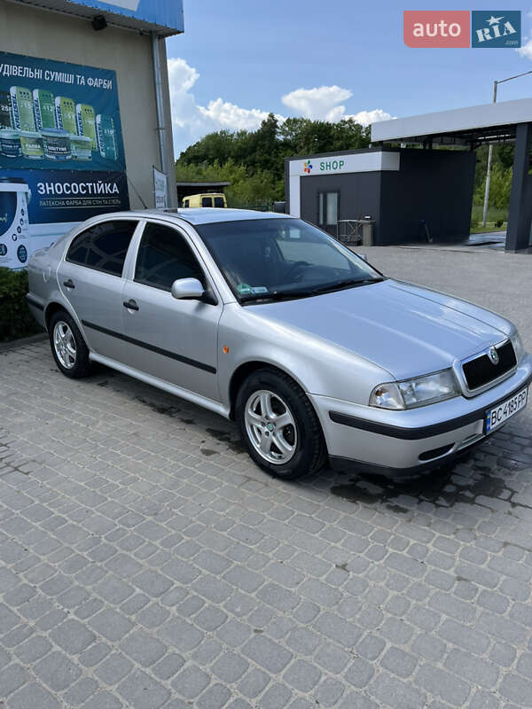 Skoda Octavia 1999