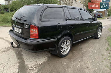 Универсал Skoda Octavia 1999 в 