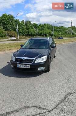 Універсал Skoda Octavia 2011 в Ужгороді