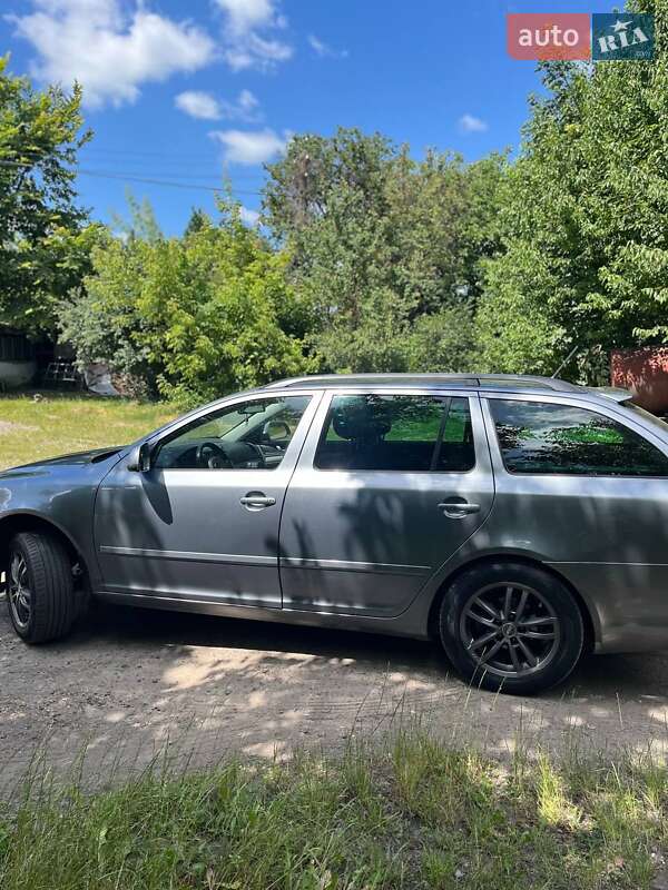 Універсал Skoda Octavia 2012 в Бердичеві