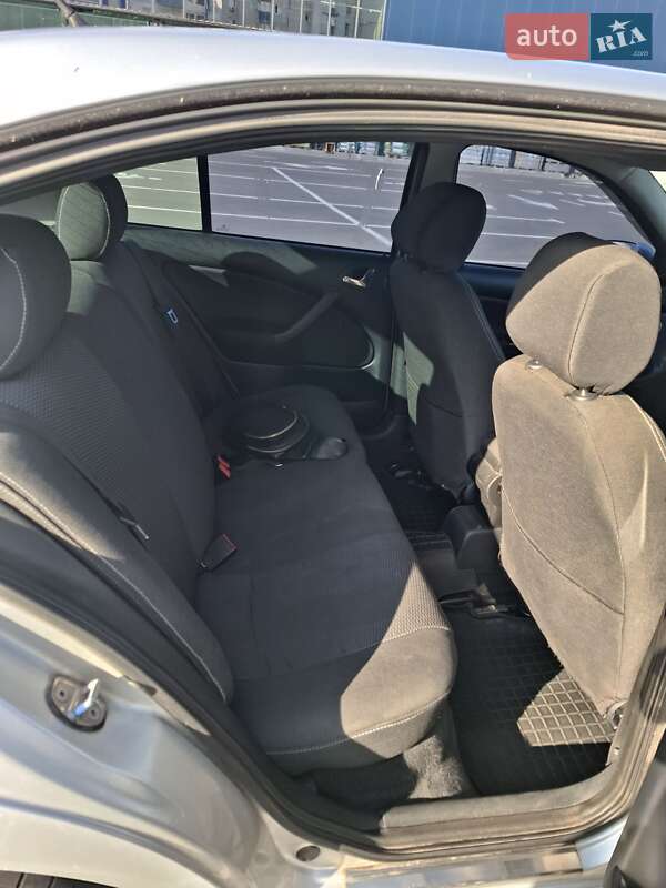 Ліфтбек Skoda Octavia 2005 в Чернігові