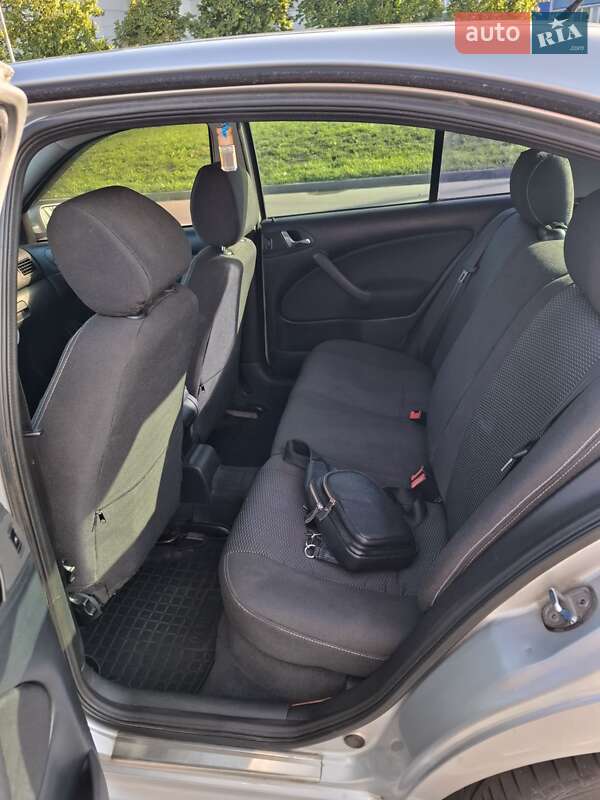 Ліфтбек Skoda Octavia 2005 в Чернігові