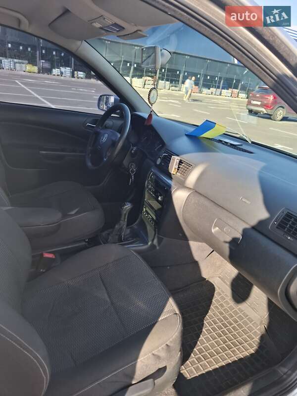 Ліфтбек Skoda Octavia 2005 в Чернігові