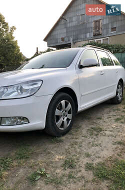 Универсал Skoda Octavia 2012 в Хусте