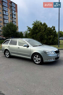 Універсал Skoda Octavia 2011 в Кам'янець-Подільському