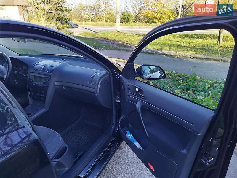 Лифтбек Skoda Octavia 2008 в Ивано-Франковске
