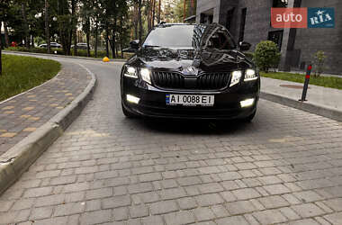 Універсал Skoda Octavia 2019 в 