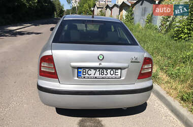 Лифтбек Skoda Octavia 2003 в 
