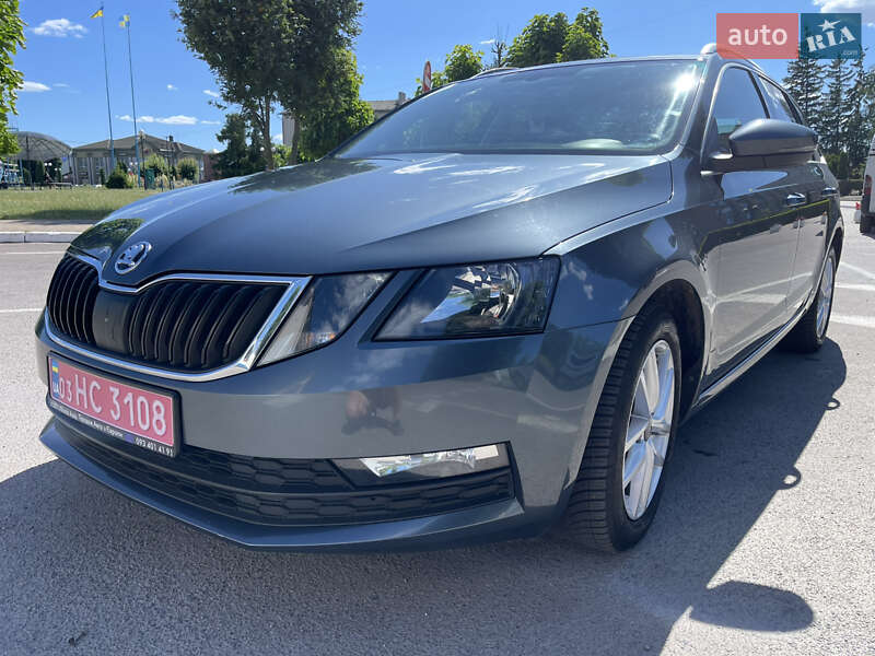 Универсал Skoda Octavia 2019 в Радивилове