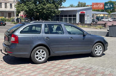 Универсал Skoda Octavia 2010 в 