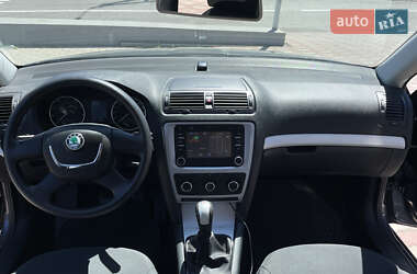 Универсал Skoda Octavia 2010 в 