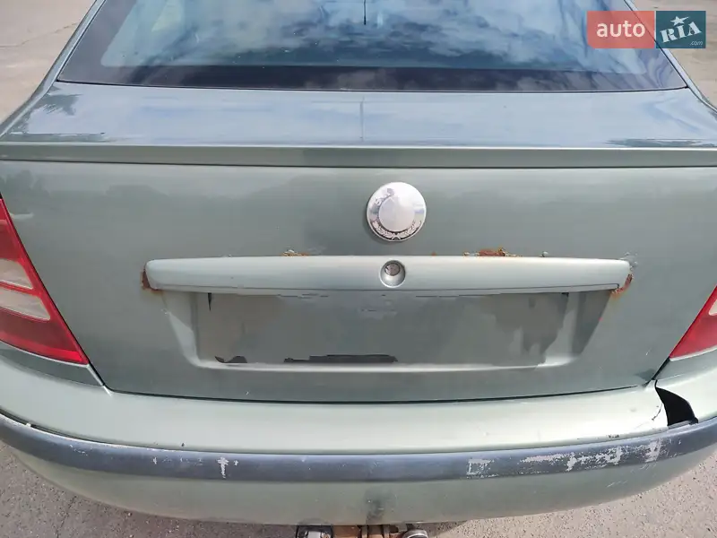 Skoda Octavia 2003 VIN TMBSL41UX38697160 фото оголошення 6 з 49