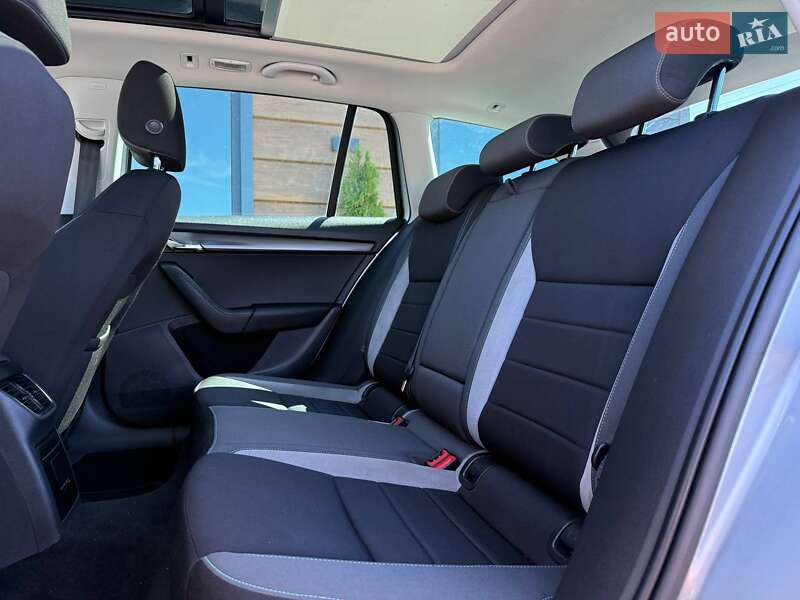 Универсал Skoda Octavia 2016 в Ровно