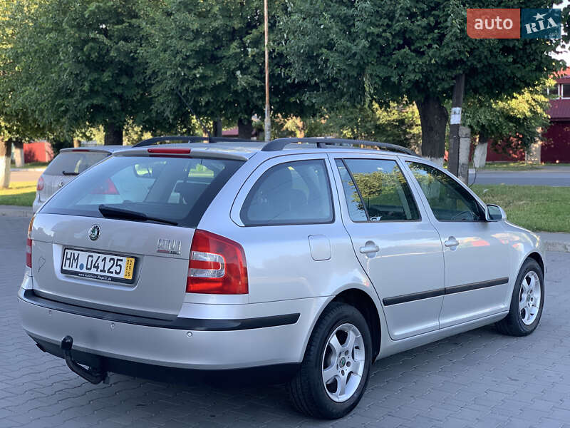 Универсал Skoda Octavia 2006 в Староконстантинове