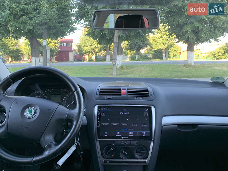 Универсал Skoda Octavia 2006 в Староконстантинове
