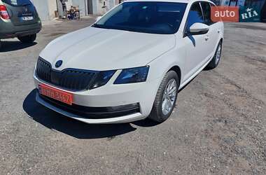 Универсал Skoda Octavia 2020 в 