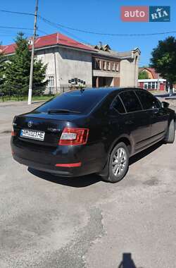 Лифтбек Skoda Octavia 2013 в 
