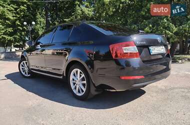 Лифтбек Skoda Octavia 2013 в 