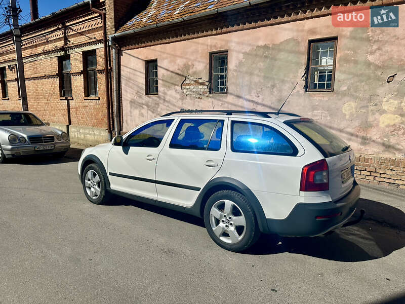 Универсал Skoda Octavia 2010 в Черновцах