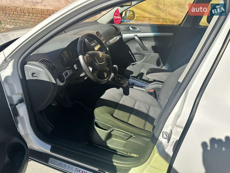 Универсал Skoda Octavia 2010 в Черновцах