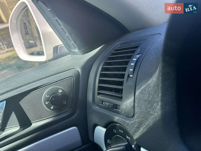 Универсал Skoda Octavia 2010 в Черновцах