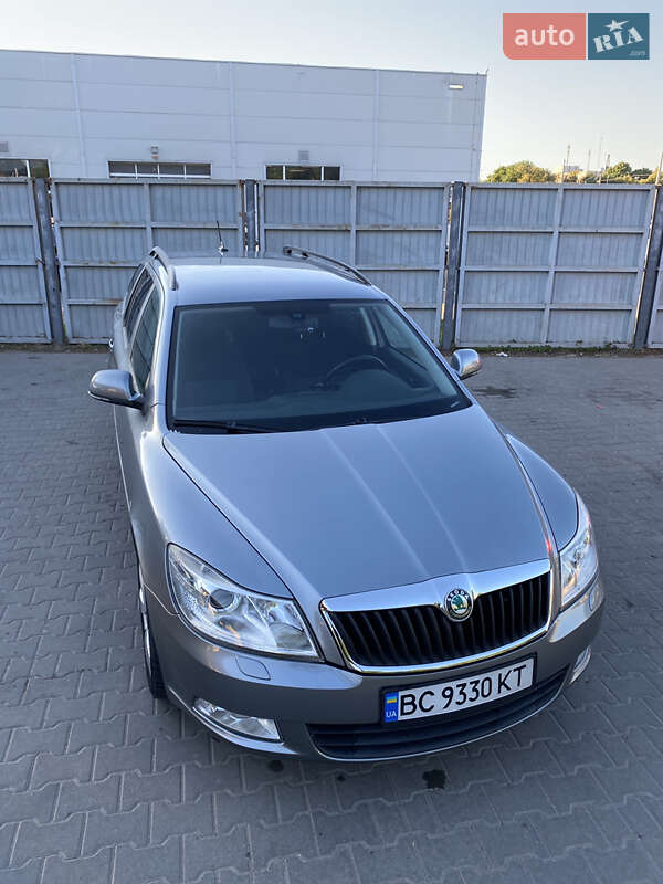 Универсал Skoda Octavia 2012 в Львове
