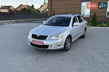 Универсал Skoda Octavia 2012 в 
