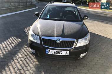 Універсал Skoda Octavia 2012 в 