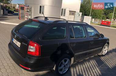Універсал Skoda Octavia 2012 в 