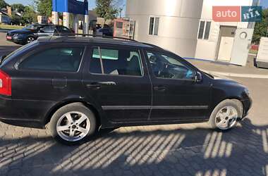 Універсал Skoda Octavia 2012 в 