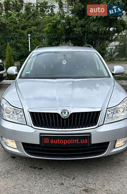 Универсал Skoda Octavia 2010 в Сумах