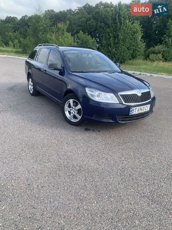 Универсал Skoda Octavia 2012 в Умани