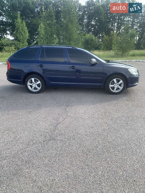 Универсал Skoda Octavia 2012 в Умани