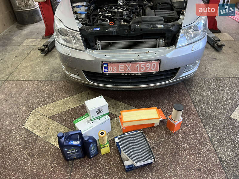 Універсал Skoda Octavia 2010 в Луцьку