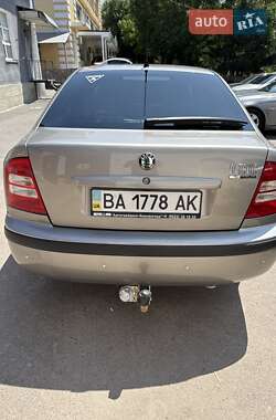 Лифтбек Skoda Octavia 2007 в Кропивницком