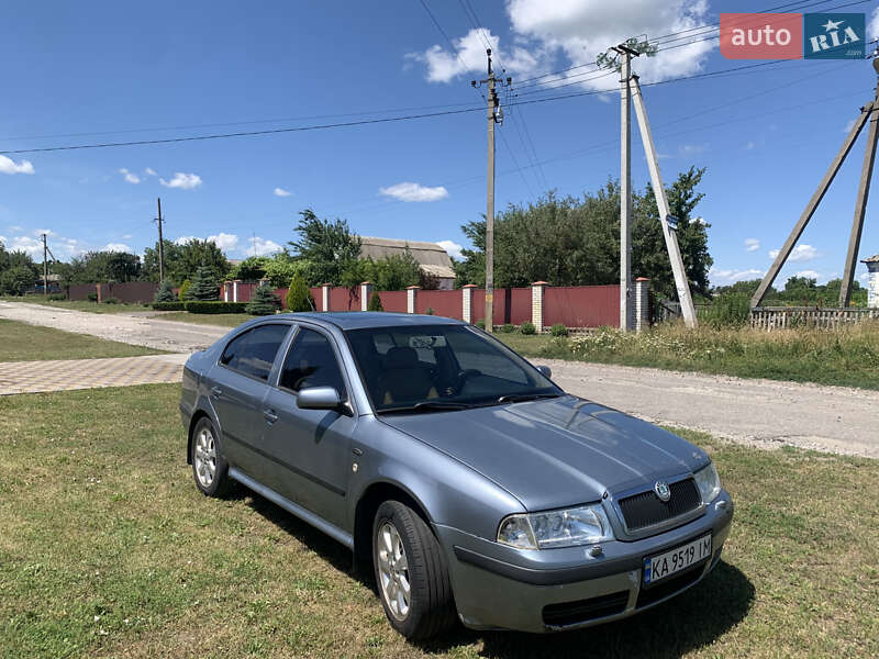 Лифтбек Skoda Octavia 2002 в Борисполе