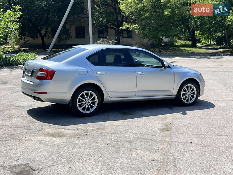 Лифтбек Skoda Octavia 2016 в Желтых Водах фото 6 Лифтбек Skoda Octavia 2016 в Желтых Водах