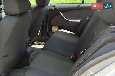 Лифтбек Skoda Octavia 2001 в 